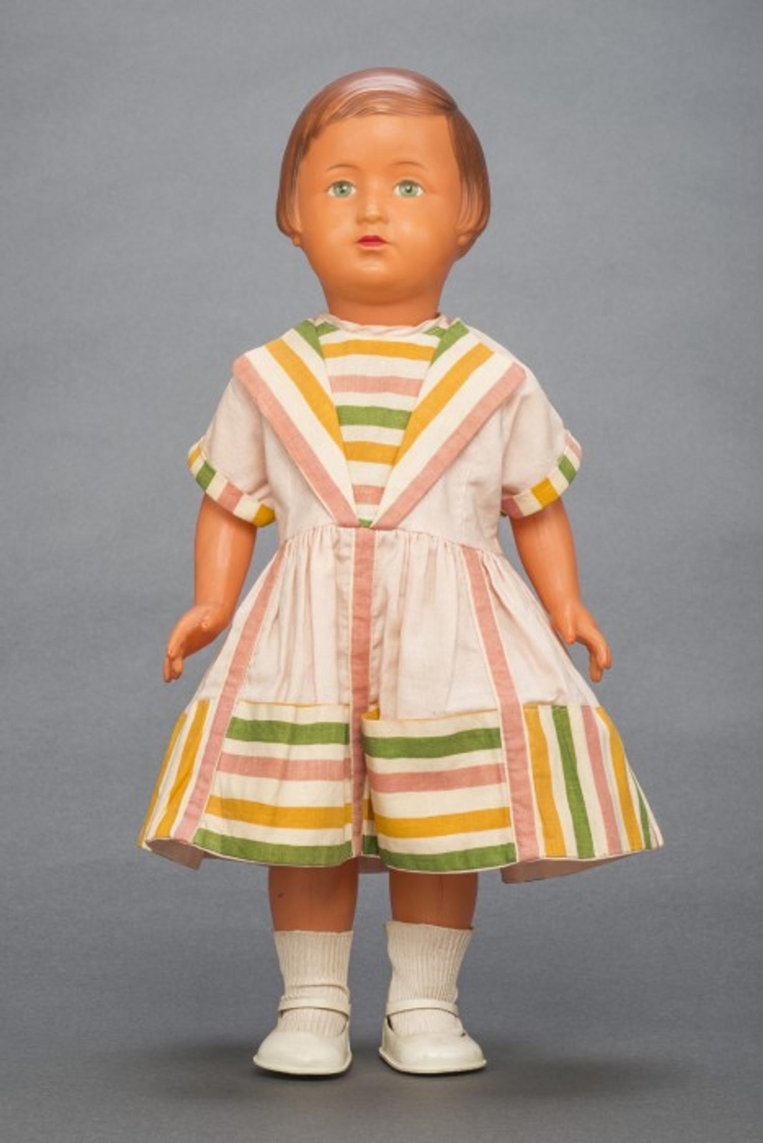 Poupée Francette rousse de Modes et Travaux, comme neuve Poupée Francette rousse de Modes et Travaux, comme neuve