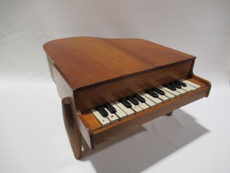 Piano-jouet